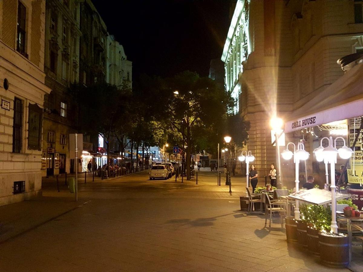 Like Studio City Centrum, Wifi, Terrace 布达佩斯 外观 照片